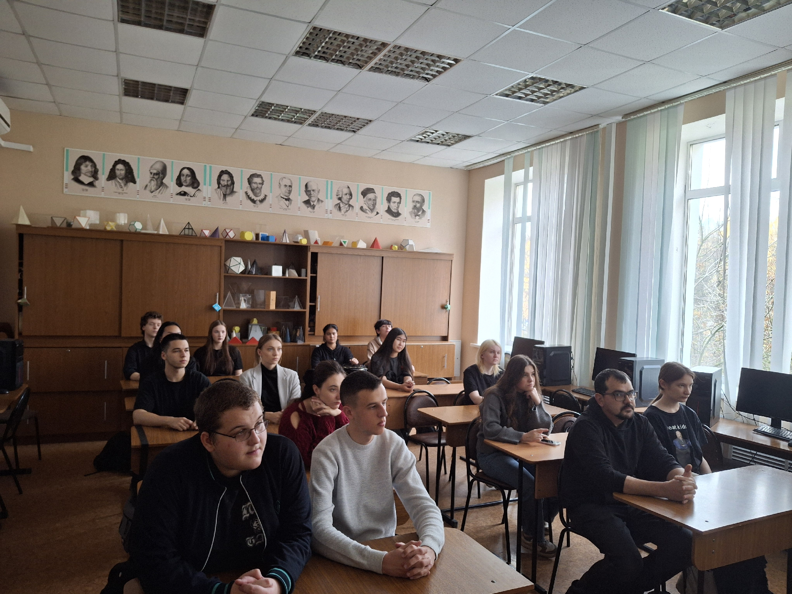 «Круглый стол» на тему «Правда о Донбассе»